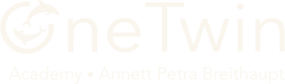 OneTwin Academy, Annett Petra Breithaupt